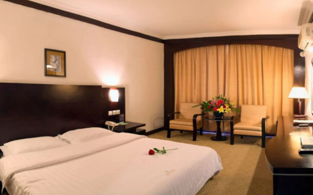 Li River Hotel