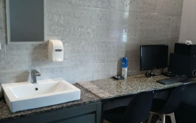 Fan Hotel