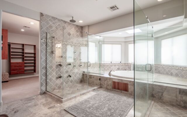 Extravagant Fountain Hills - 6 Br Home