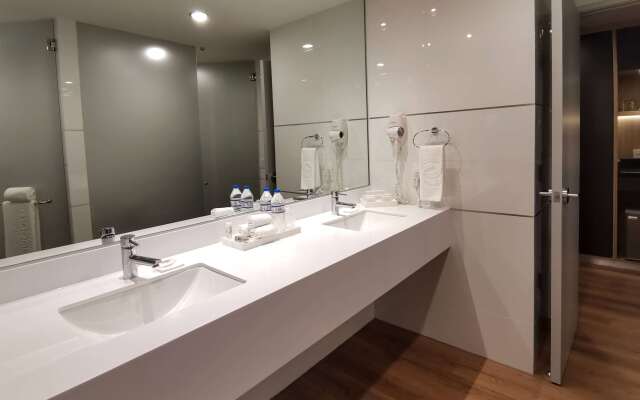 Ramada Encore by Wyndham Guadalajara Aeropuerto