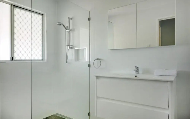 Allamanda Sands - 23 Oriole Avenue