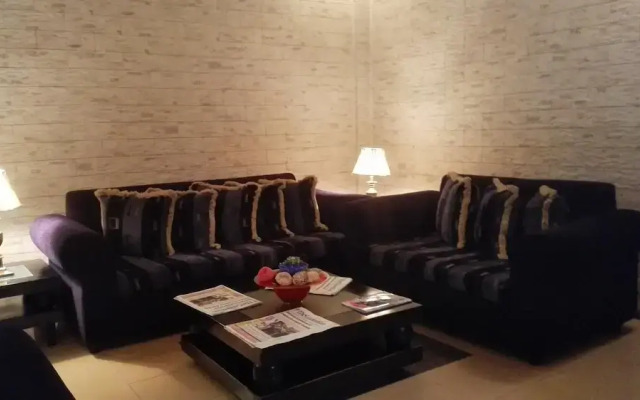 Universal Hotel Enugu