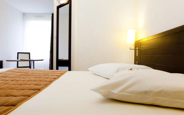 Hotel Inn resto Novo Carquefou