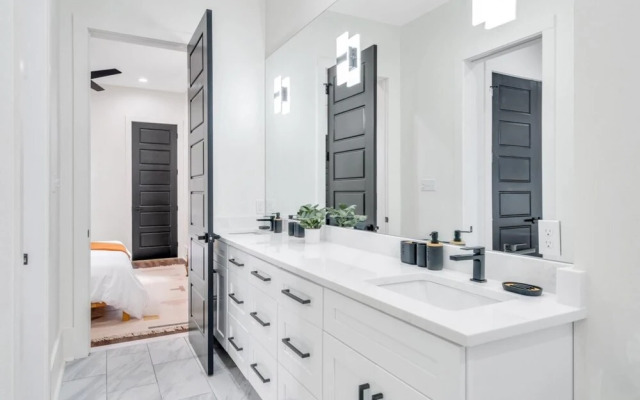 Modern Mid-city Maison