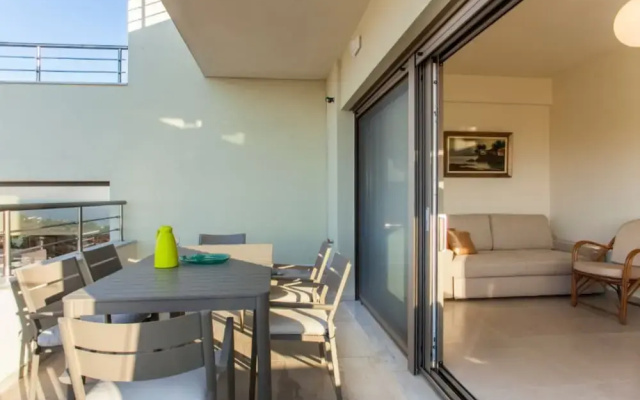 Luxurious Rikas Villa