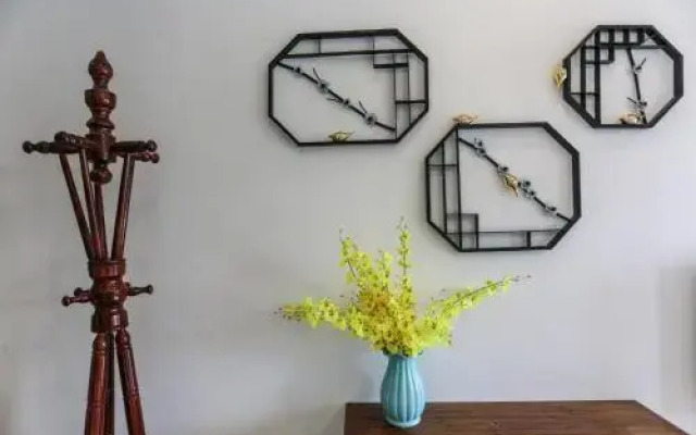 Wuzhen Riverside Boutique Hostel