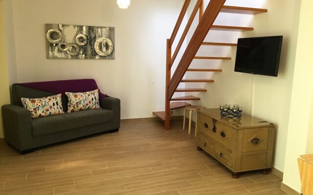 Best Houses 16 - Charming New Great Loc.