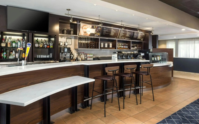 Courtyard Phoenix North by Marriott