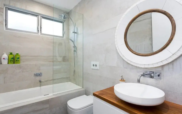 Beachside bliss (669i)