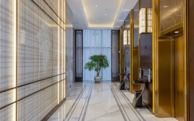 Vienna International Hotel (Bayannur High-speed Railway Station)