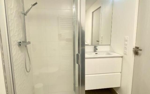 Venus YourHostHelper