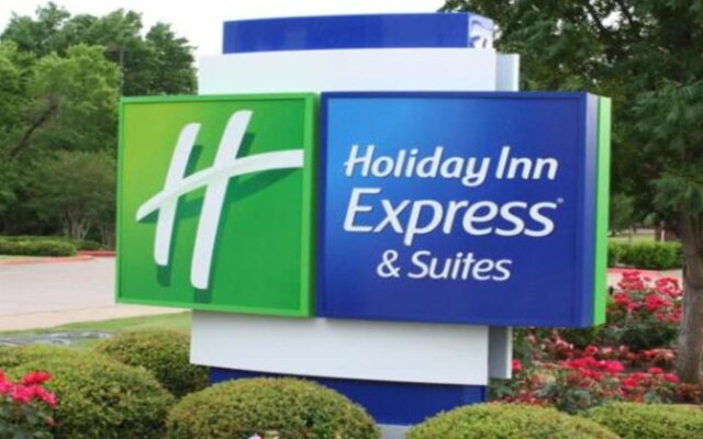 Holiday Inn Express & Suites Nokomis Sarasota South by IHG
