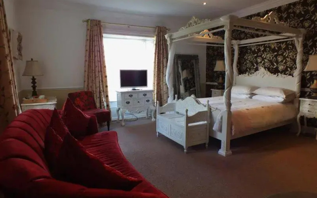 Hedgefield House Hotel
