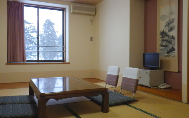 Nagaoka Kamaburo Onsen Ryokan