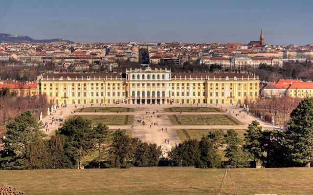 Sobieski Inner Ring Apartments