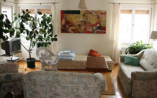 Karat Guesthouse