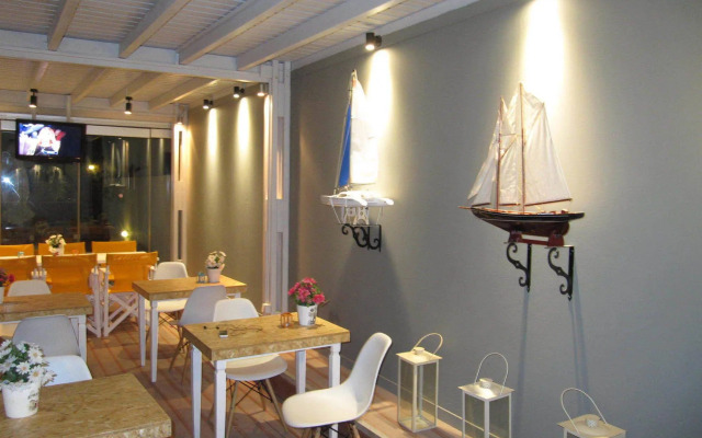 Rodakas Hotel
