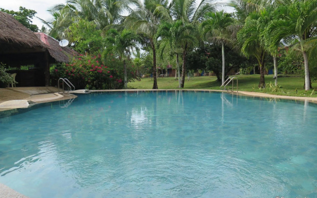 Kalipayan Beach Resort & Atlantis Dive Center