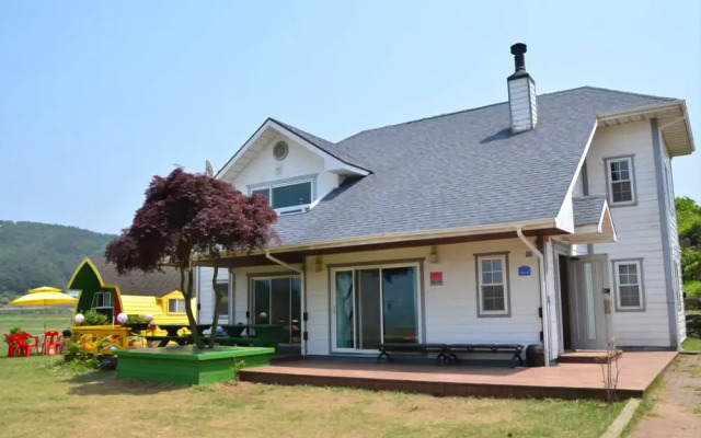 Seosan Travel & Dream Pension