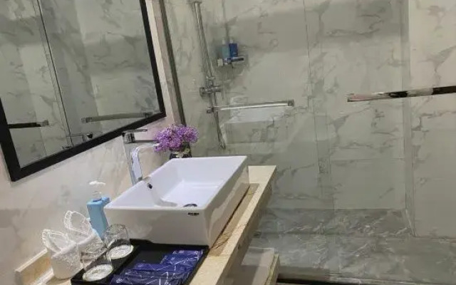 Zhongpu Hotel