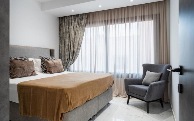 Casino & Mall Luxury Penthouse Suite