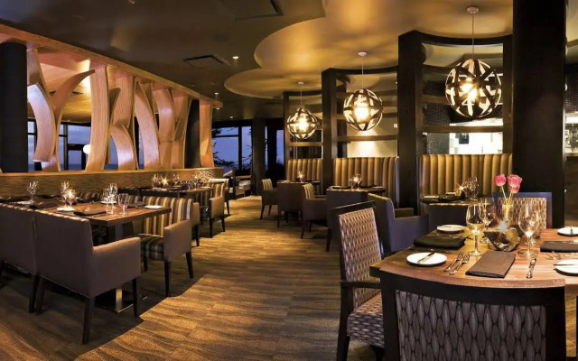 Black Rock Oceanfront Resort