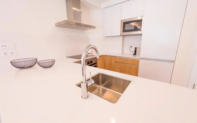 Ground Floor With Garden In The Golden Mile