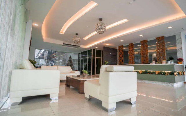 Hotel 17 – Lobby – Kota Kinabalu
