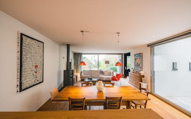 Spacious 2BR House 210m2 w Beautiful Gdn