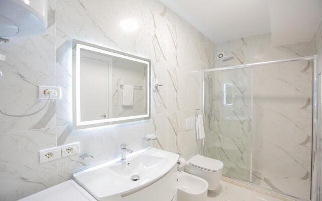 Miku Apartment-Premium 2BD At Wilson Squear