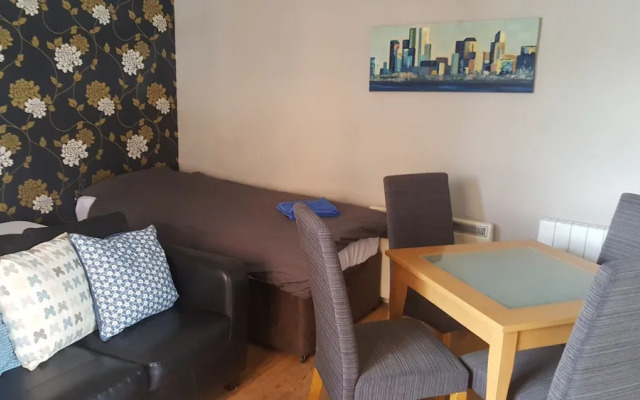 Dragon - Garnet Apartment 1 Bedroom Home