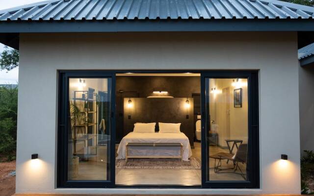 Villa Thornybush Light and Elegantly Designed Villa
