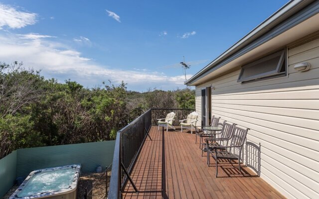Ocean Breeze Retreat