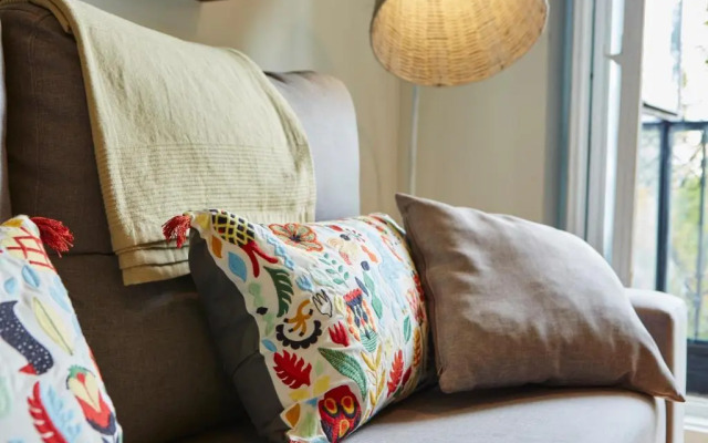 LEEWAYS APARTMENT III in ALCALÁ 99