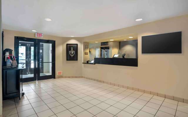 Extended Stay America Suites New Orleans Airport