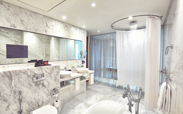 Media One Hotel Dubai