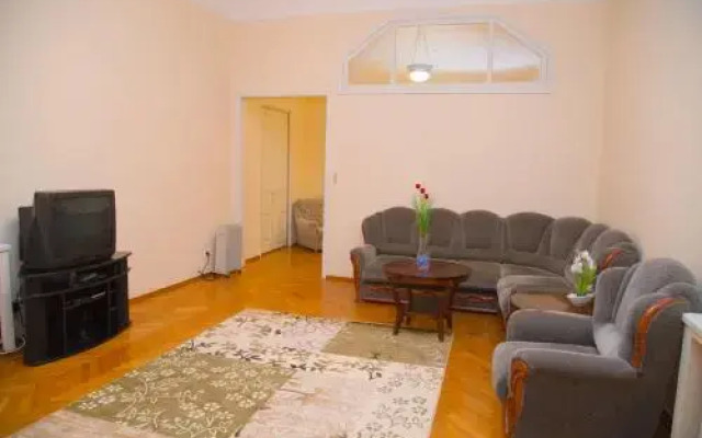 Apartment in Khreshchatyk Passage