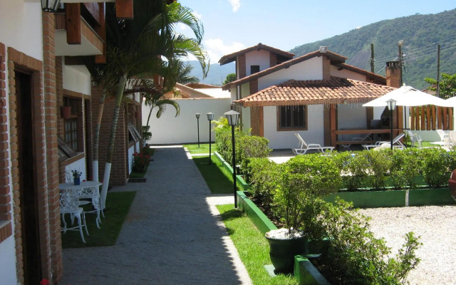 Litoral Norte - Caraguatatuba - Sobrado Condomínio Fechado