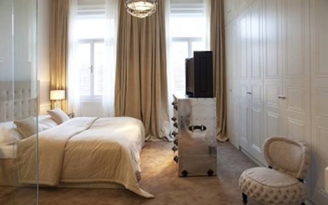 Apartment 6 Rooms - 1060