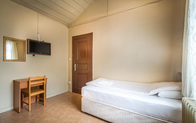 Yeni Hotel