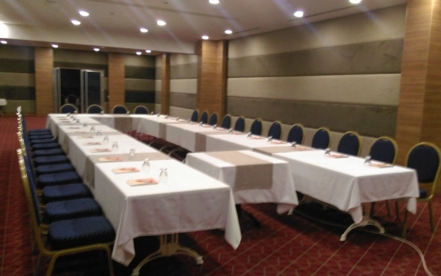 Lonicera Resort & Spa Hotel