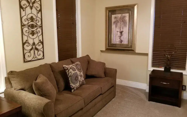 Silver Horseshoe Inn