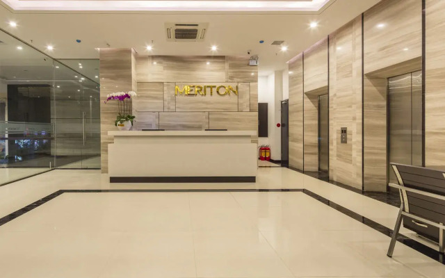 Meriton Hotel