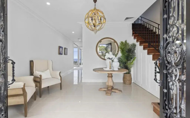 Solitary Views at Sapphire