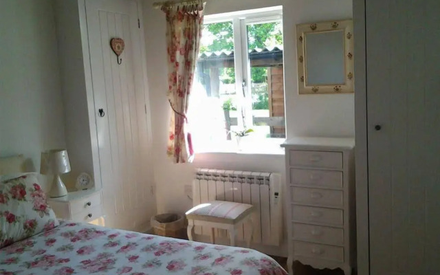 Stable Oak Cottages
