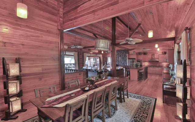 Presidential Thai Villa