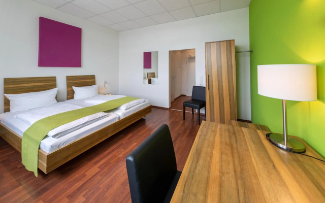 AMH Airport-Messe-Hotel