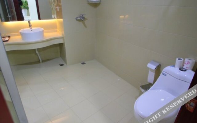 HanTing Hotel (Shanghai Luodian Ancient Town)