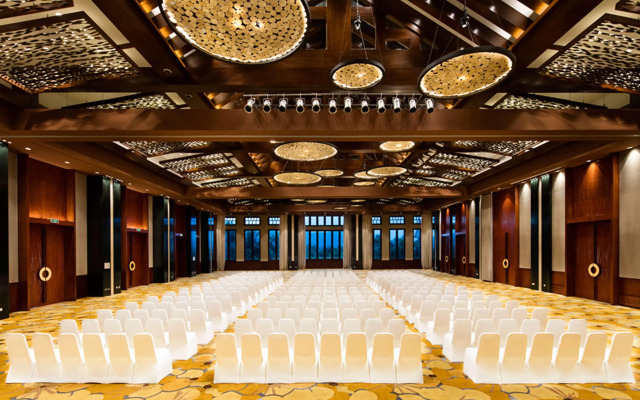 Hilton Sanya Yalong Bay Resort & Spa