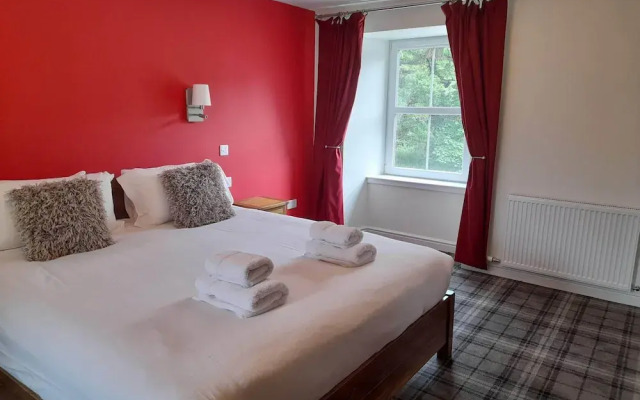 Rowan Tree Country Hotel